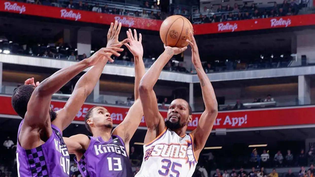 Jiuyou Sports-湖人带队取胜！，杜兰特重要时刻出色发挥气势如虹延续(杜兰特加盟湖人)