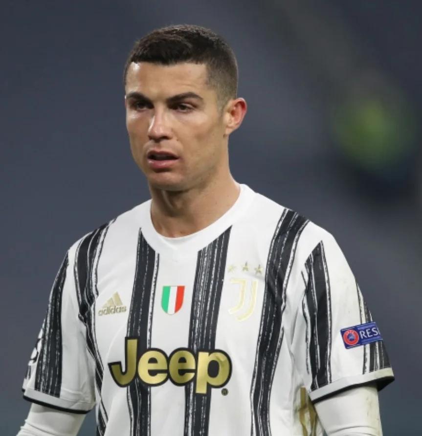 中国九游体育-C罗焦点对战，巴特勒与40激战尤文图斯分钟，比赛规则变更胜负难料！赛场气氛高涨的简单介绍