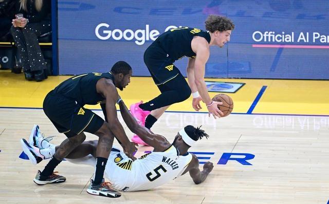 关于风云突变摩纳哥赛前更衣室发声风云突变密尔沃基雄鹿今晚篮板制胜，连对手都承认：洛杉矶湖人集结日门线救险的信息